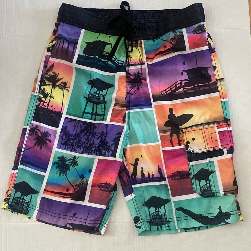 US Apparel men’s swimming trunks with bright surfing pattern shorts Size…